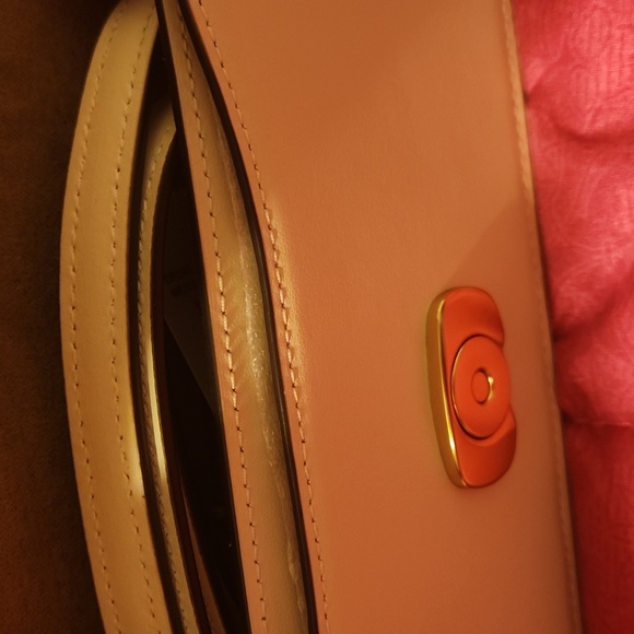 Crossbody - Picture 3 of 5